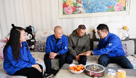 情暖节前，爱润人心——公司党总支、工会与妇联开展困难职工慰问活动
